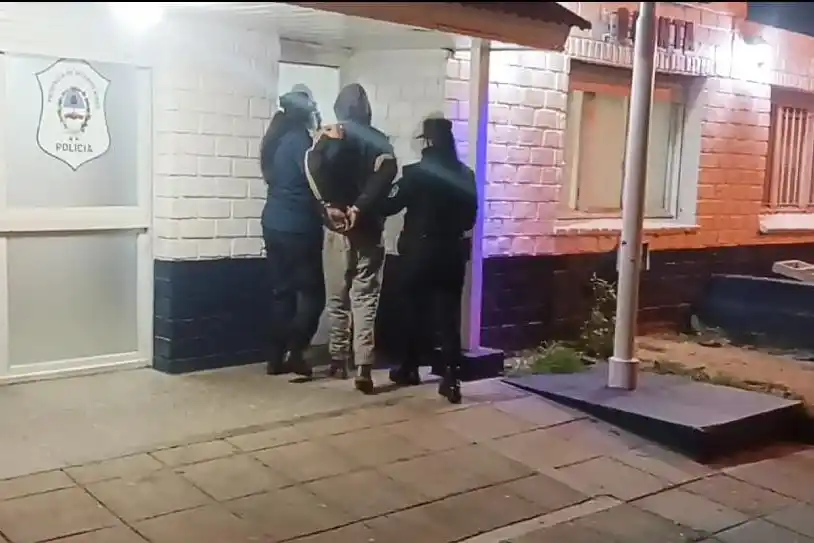 Dos de los jóvenes implicados se dieron a la fuga.