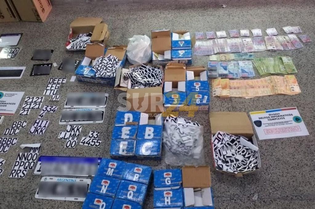 Desarticulan banda que falsificaba patentes para “motochorros”