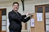 Axel Kicillof emitió su voto en La Plata.