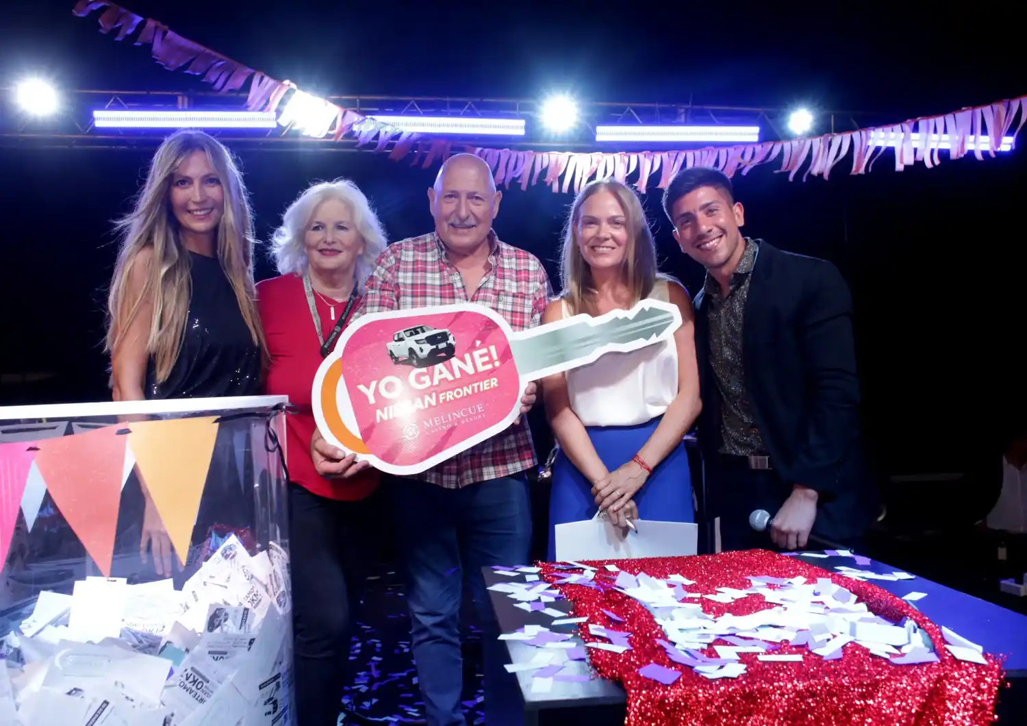 José Luis fue el afortunado ganador, entre más de 15 mil cupones, de la imponente Nissan Frontier 0 Km.