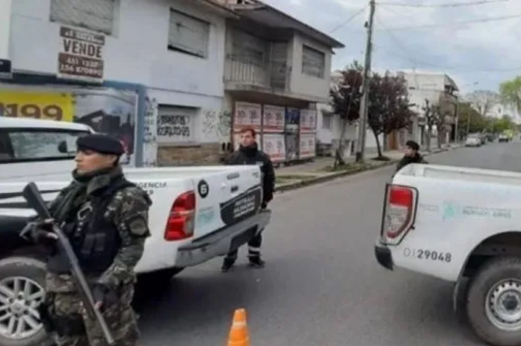 Ingeniero Budge: un hombre de 83 años forcejeó con un ladrón, le quito el arma y lo mató