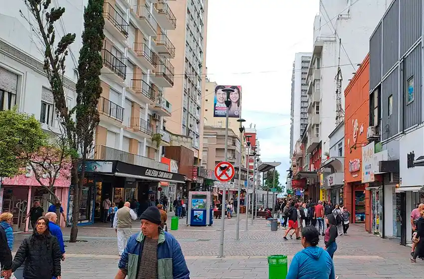 viernes con algunas horas de sol en Mar del Plata.