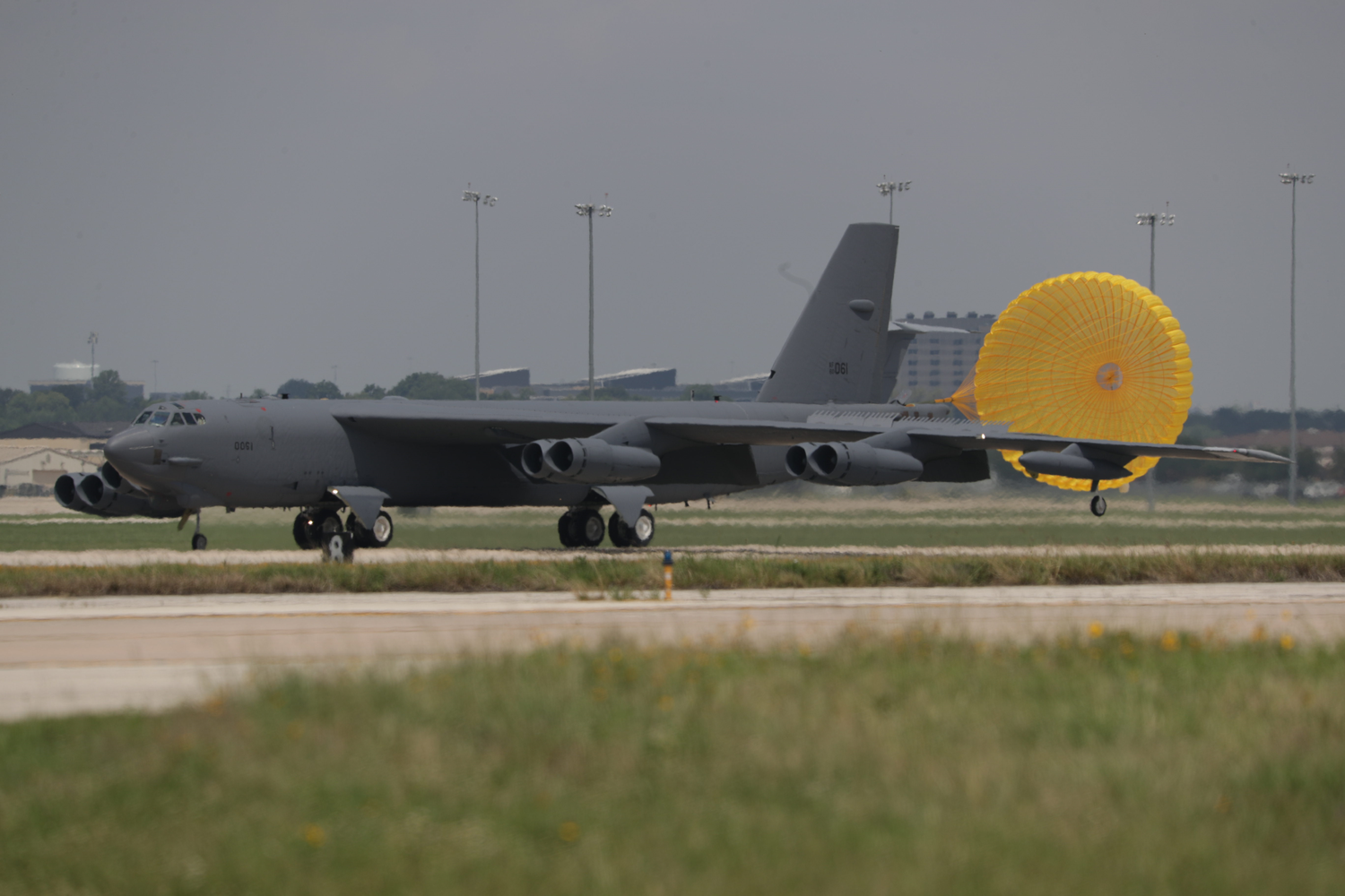 First Boeing B-52 Stratofortress set to receive AESA radar