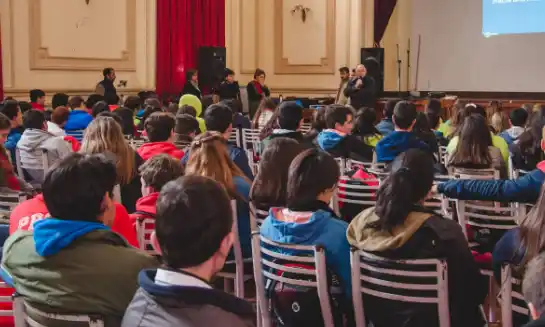 Charlas en las escuelas sobre educación vial

