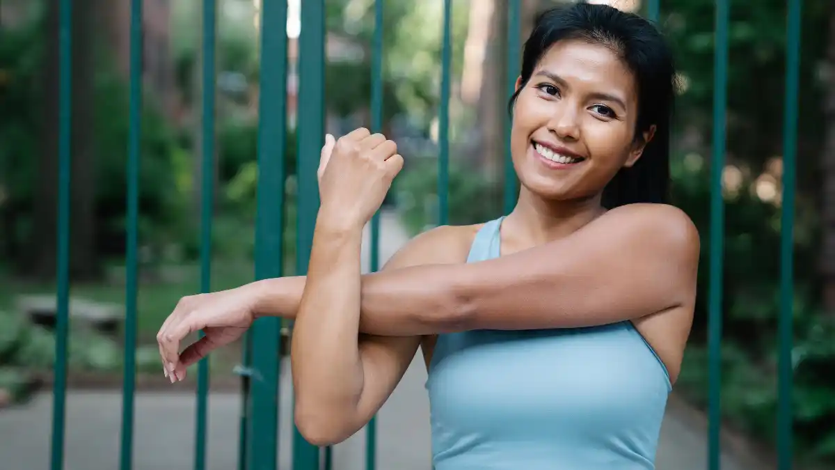 Con estos ejercicios podrás fortalecer tus brazos de la forma más efectiva/ DeporteGlam