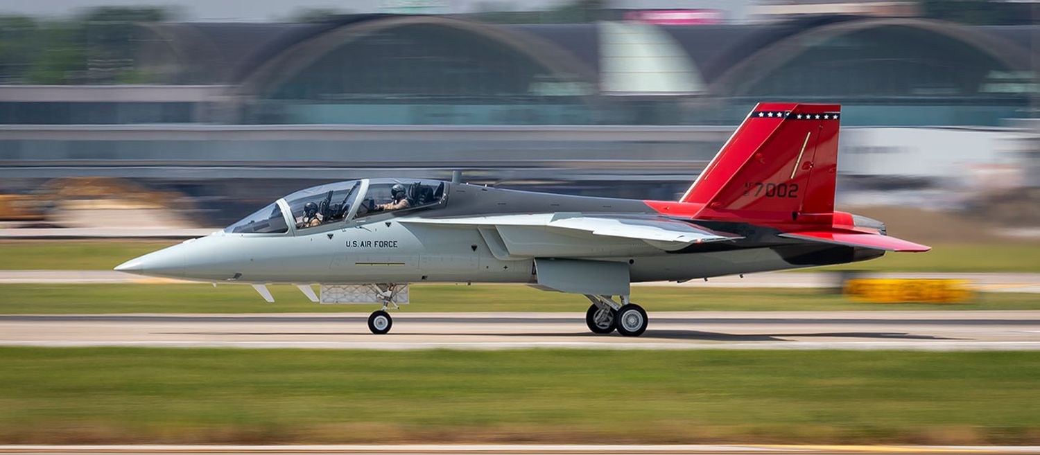 Avión de entrenamiento T-7A Red Hawk