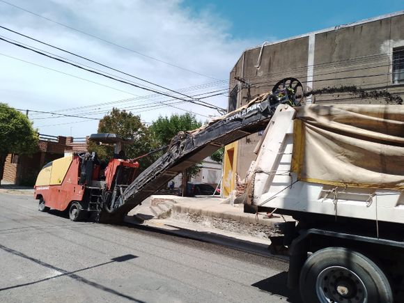 Comenzó la pavimentación en la zona de la aduana