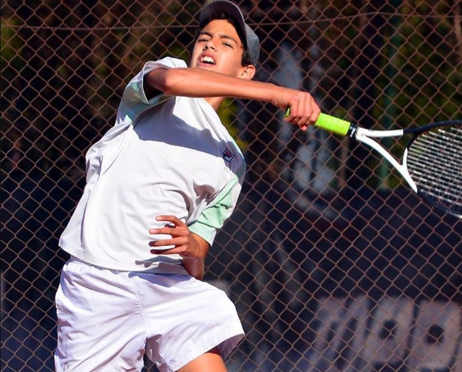 Luciano Cabaña debutó con un sólido triunfo en el Provincial de Juveniles