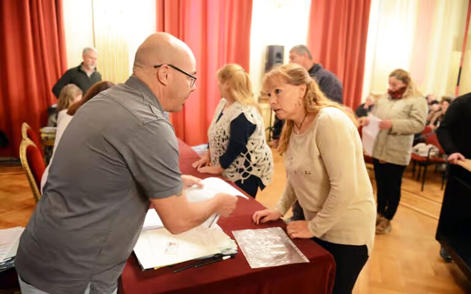 Acto. En el municipio de Tandil