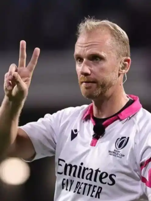 La drástica decisión que tomó el árbitro que dirigió la final del Mundial de Rugby, tras recibir amenazas