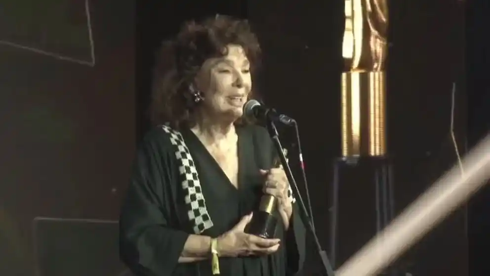 Graciela Borges al momento del homenaje en el Martín Fierro Digital