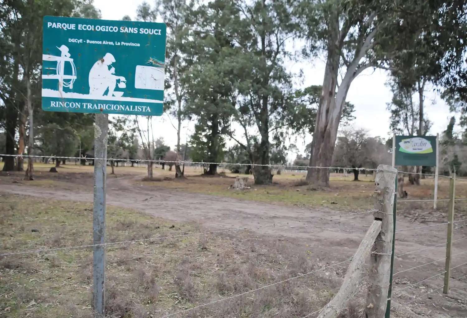 Entrada al predio donde se realizará el proyecto de urbanización