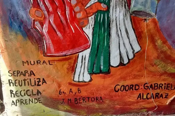 Estudiantes de la ciudad pintaron un mural para la concientización ambiental