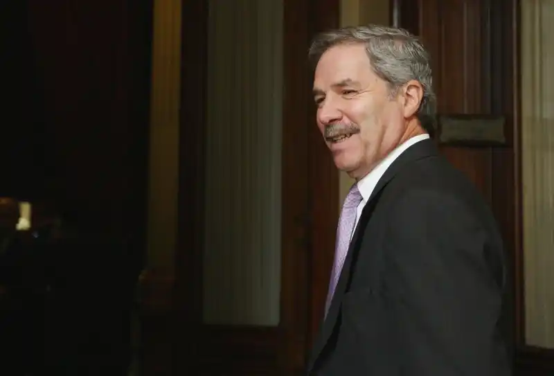 Elecciones 2013: Solá lanza candidatura para renovar su banca