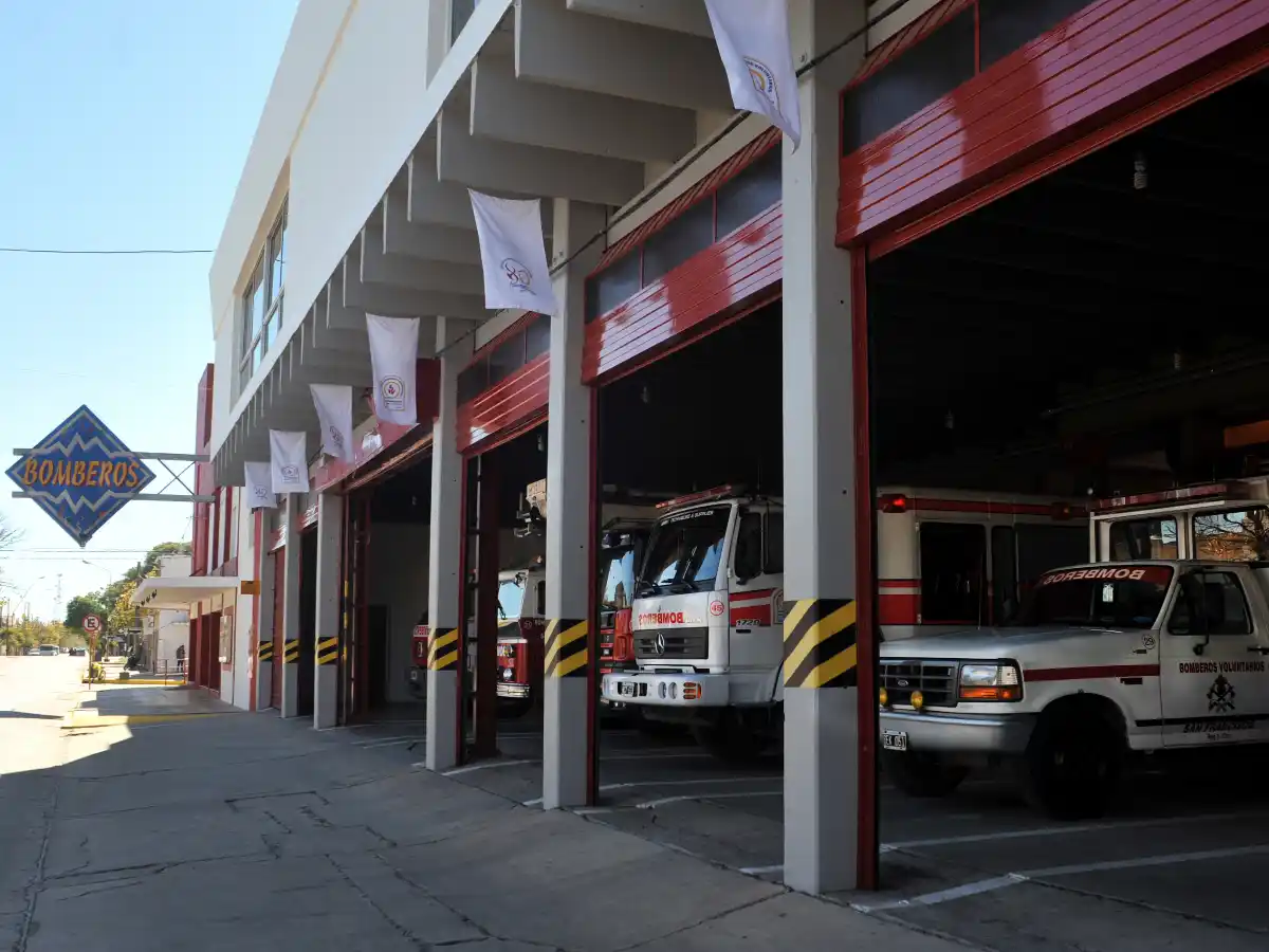 Bomberos asegura que la demora en el pago de un subsidio nacional atenta contra el profesionalismo 