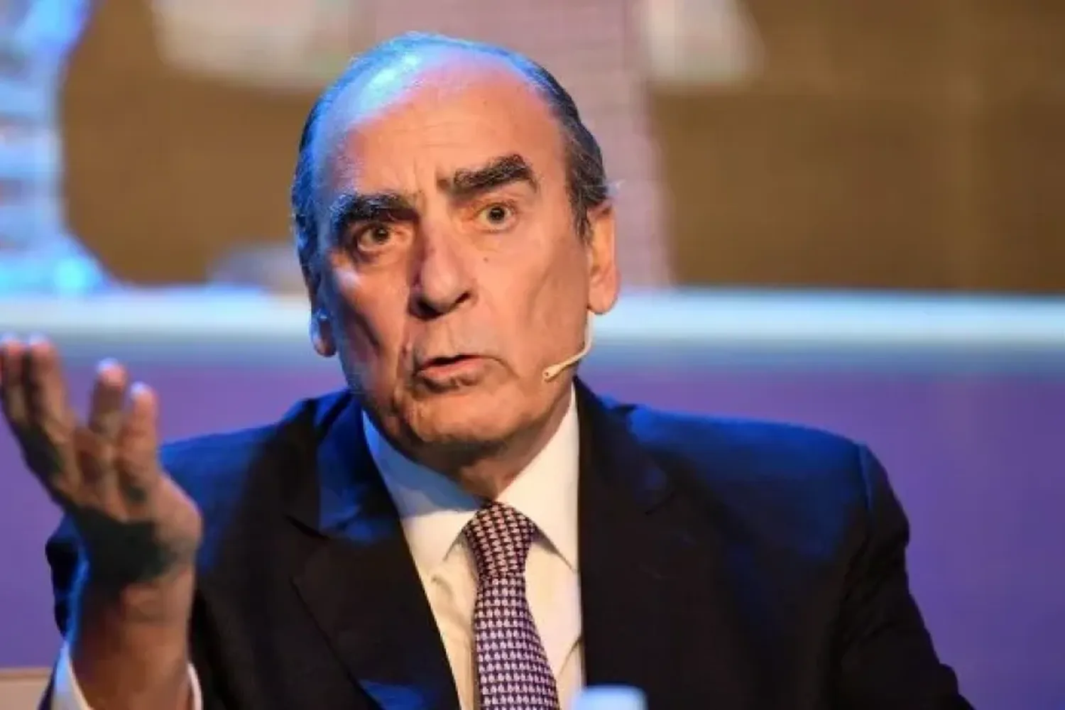El Gobierno recibe a la CGT
