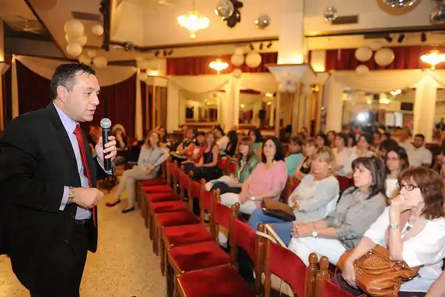 En la Provincia afirman que van "hacia un nuevo paradigma educativo"