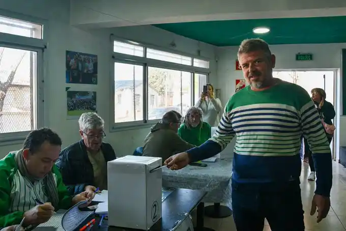 Elecciones en Sarmiento de Junín: Chiófalo fue reelegido como presidente