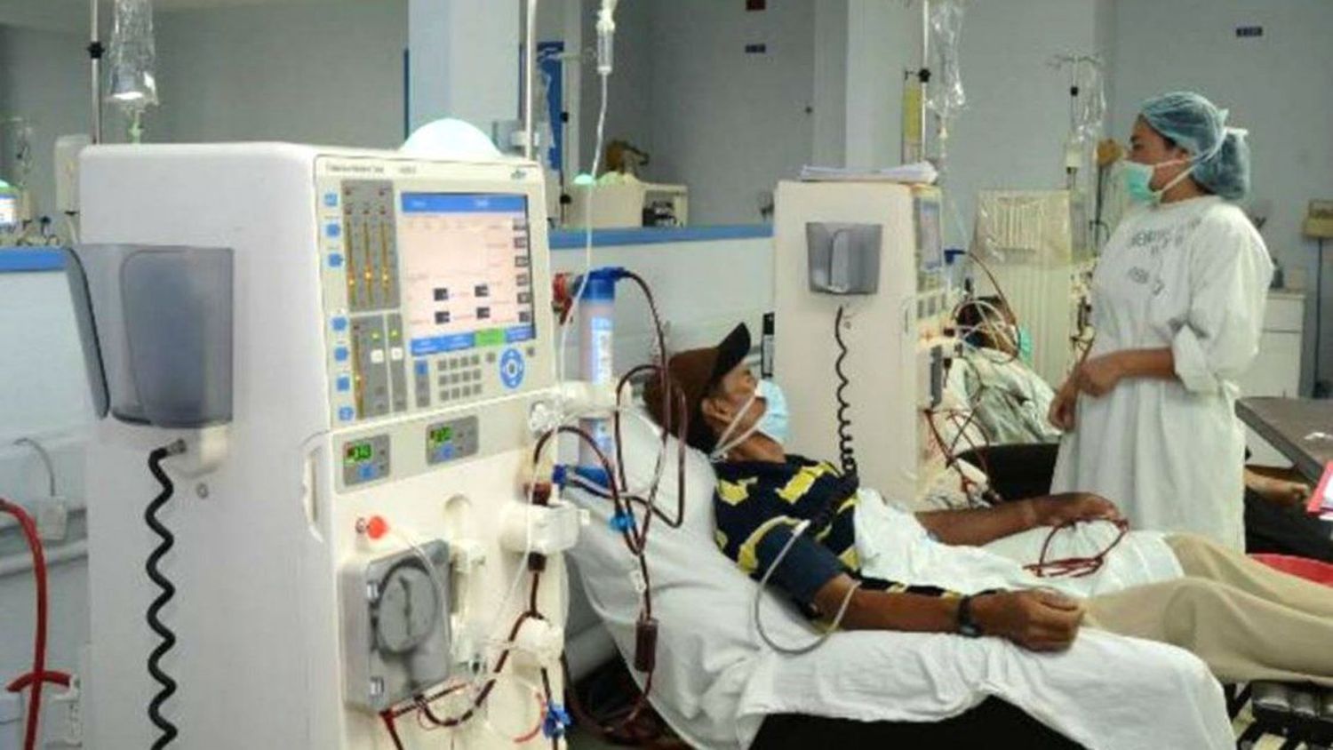 Alivio en la Provincia: Las cámaras de diálisis aceptaron levantar el corte de servicio tras un acuerdo con el PAMI