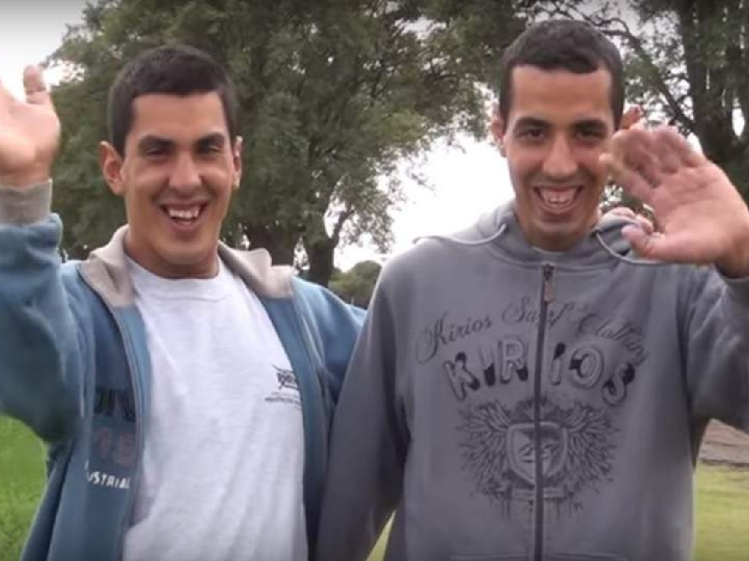 Eran de Arroyito y cambiaron de vida para que sus hijos con capacidades especiales vivan mejor