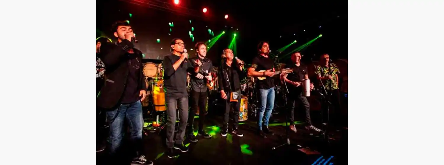Los Auténticos Decadentes presentaron una nueva versión de “El Gran Señor” con Los Nocheros