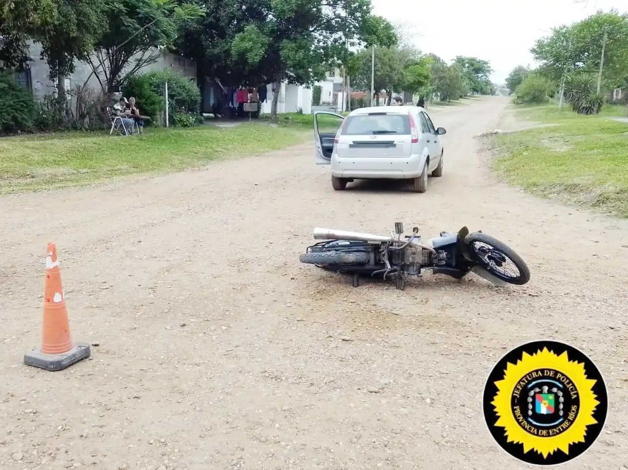 Un motociclista con heridas leves tras colisionar con un automóvil en Chajarí
