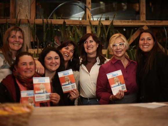 Gabriela Azcoitia compartió una jornada de diálogo con más de 200 mujeres de Mar del Plata y Batán