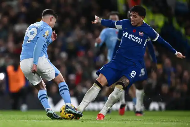 Chelsea y Manchester City juegan una de las semifinales