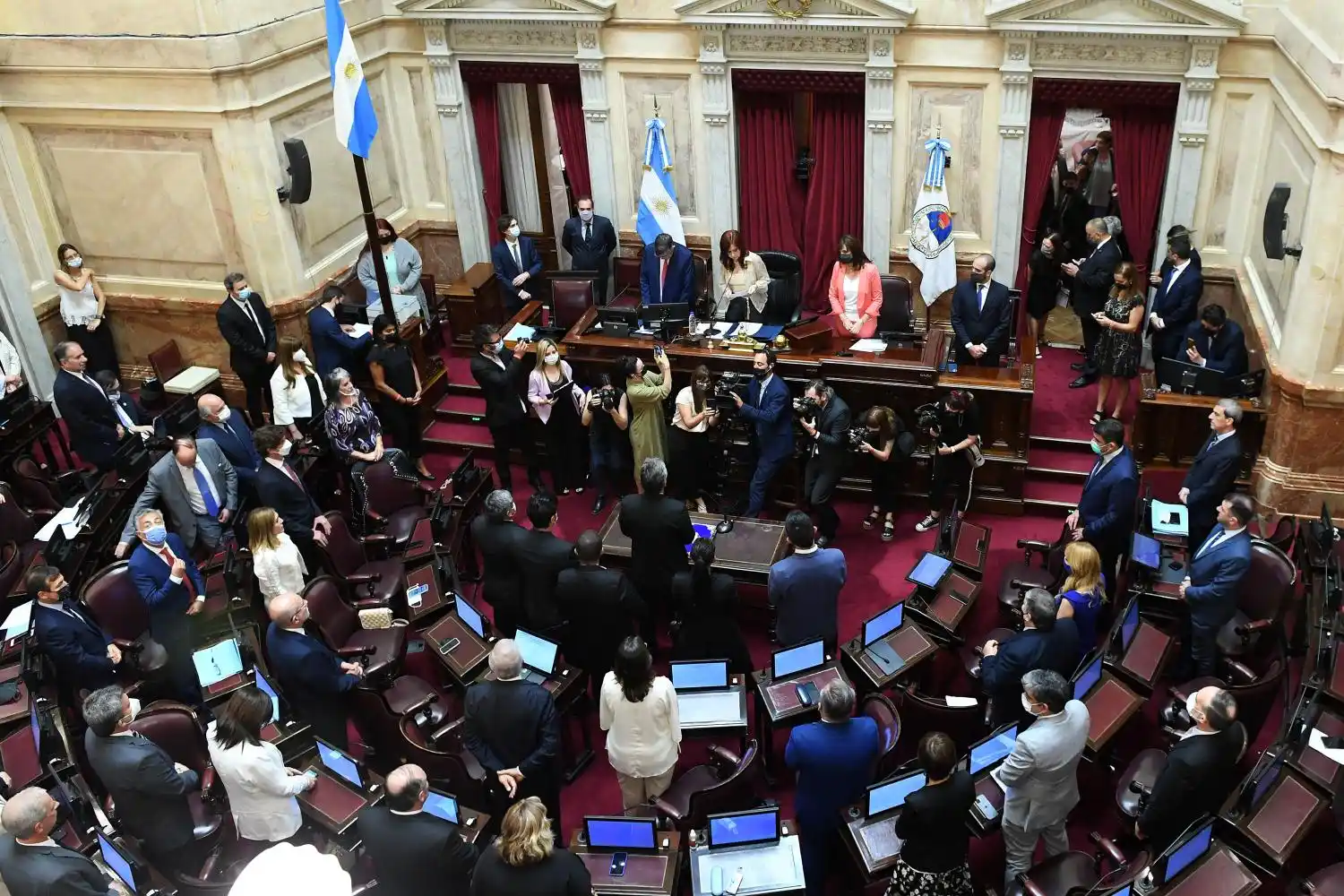 La oposición denuncia que el FdT partió su bloque en el Senado para tener un lugar más en el Consejo de la Magistratura