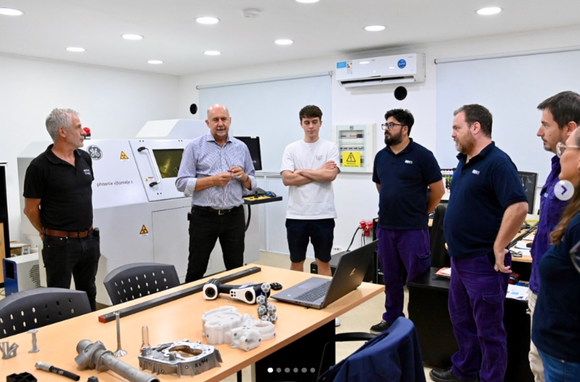 Omar Perotti visitó el CenTec Rafaela