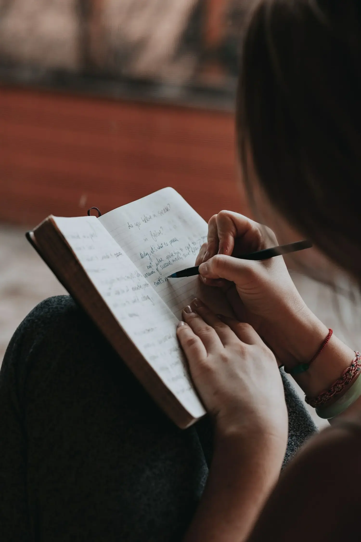 Una escritora necochense que empezó a los 5 años