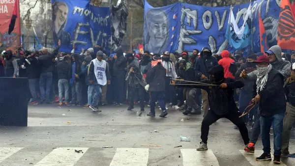 Tensión e incidentes en el Congreso en medio del debate por el Presupuesto