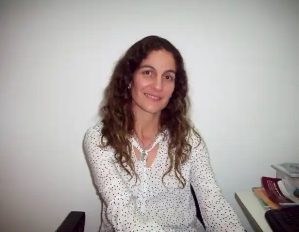 Dra. A. Moreno: “La lactancia materna uno de los pilares básicos para el crecimiento del niño”
