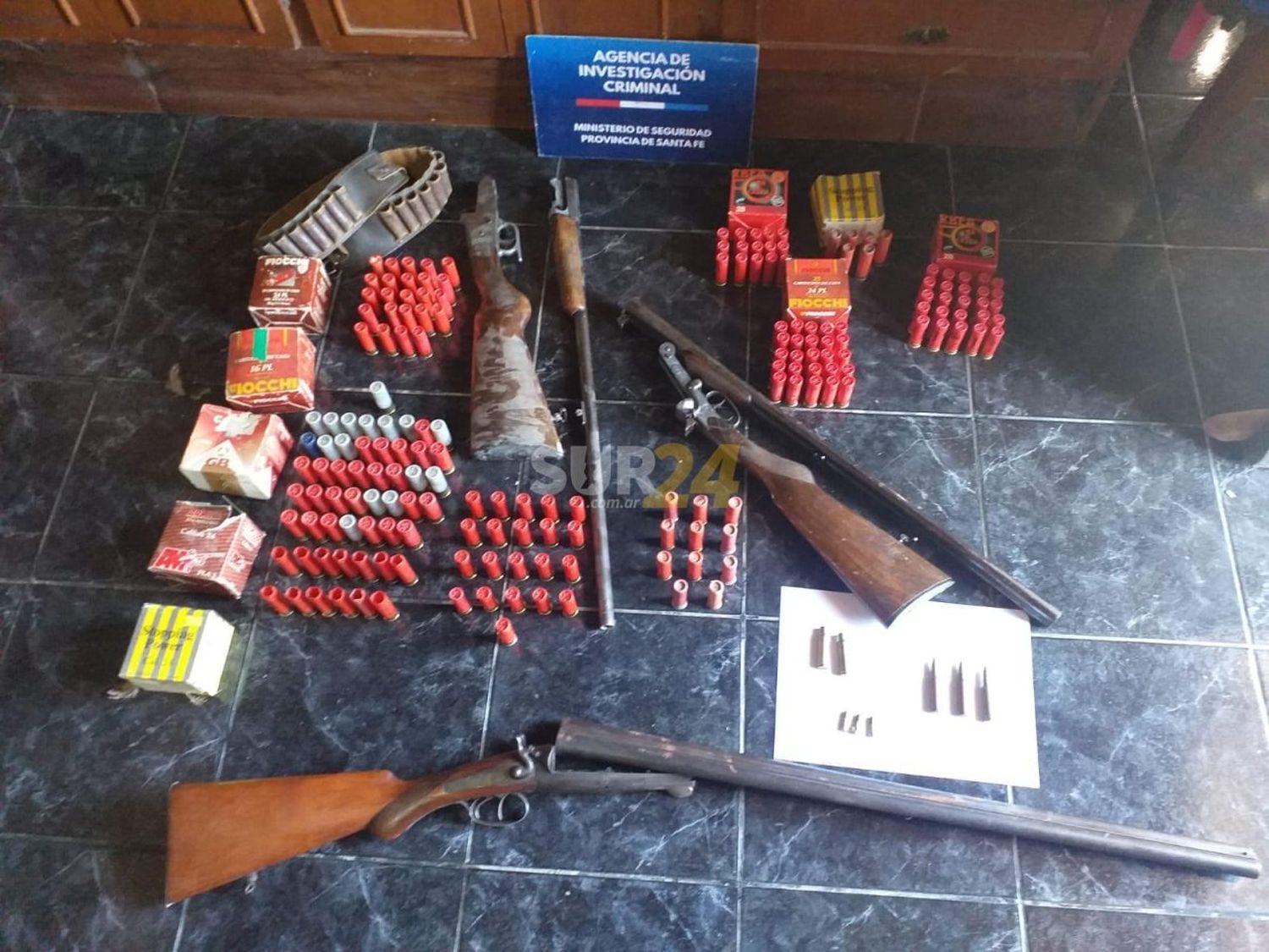 AIC secuestró armas, cartuchos y detuvo una persona en barrio Santa Fe