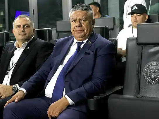 Claudio Tapia recibió el apoyo de los clubes para la medida de fuerza.