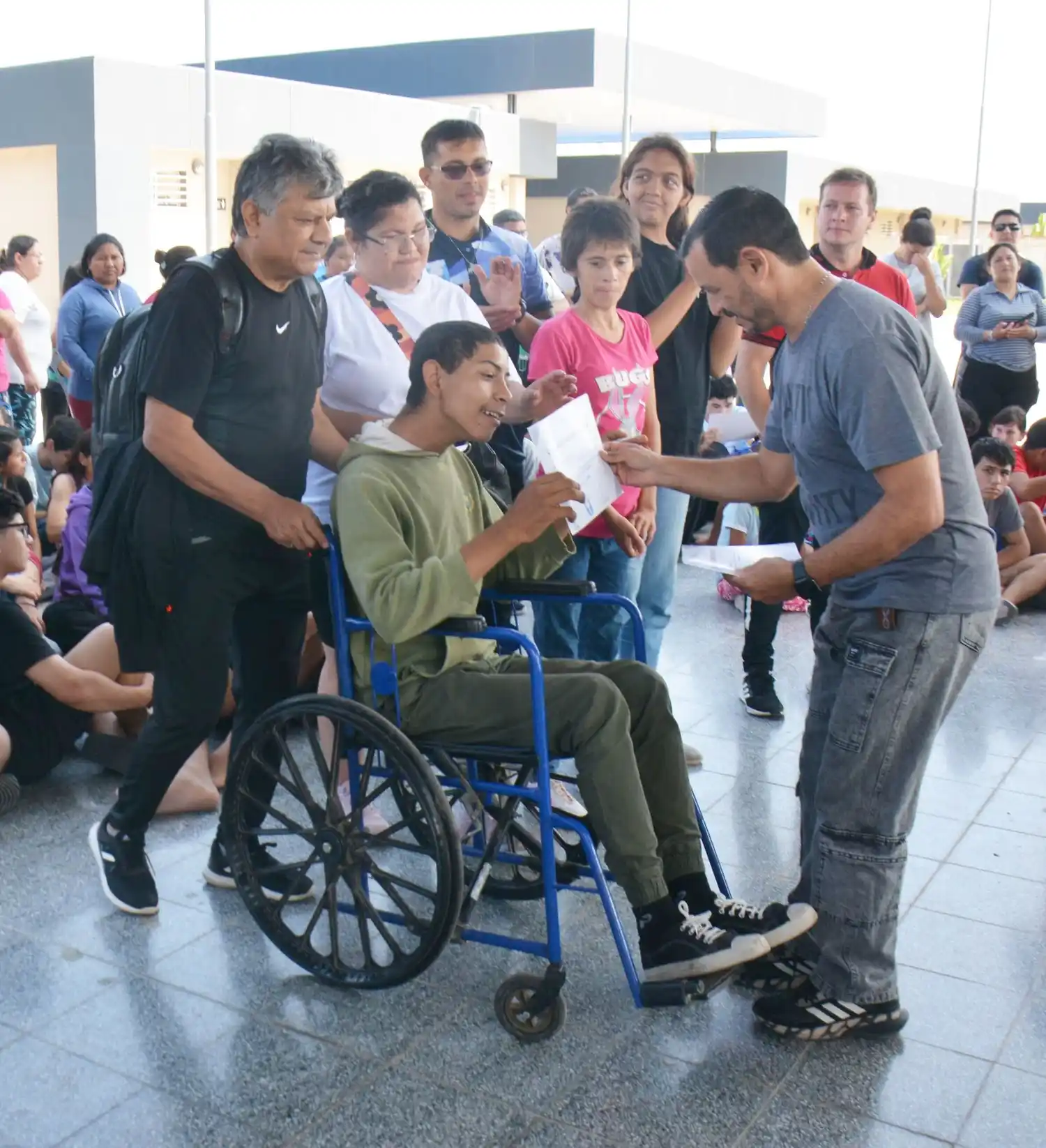 Un cierre con fiesta y campeones
en el atletismo adaptado