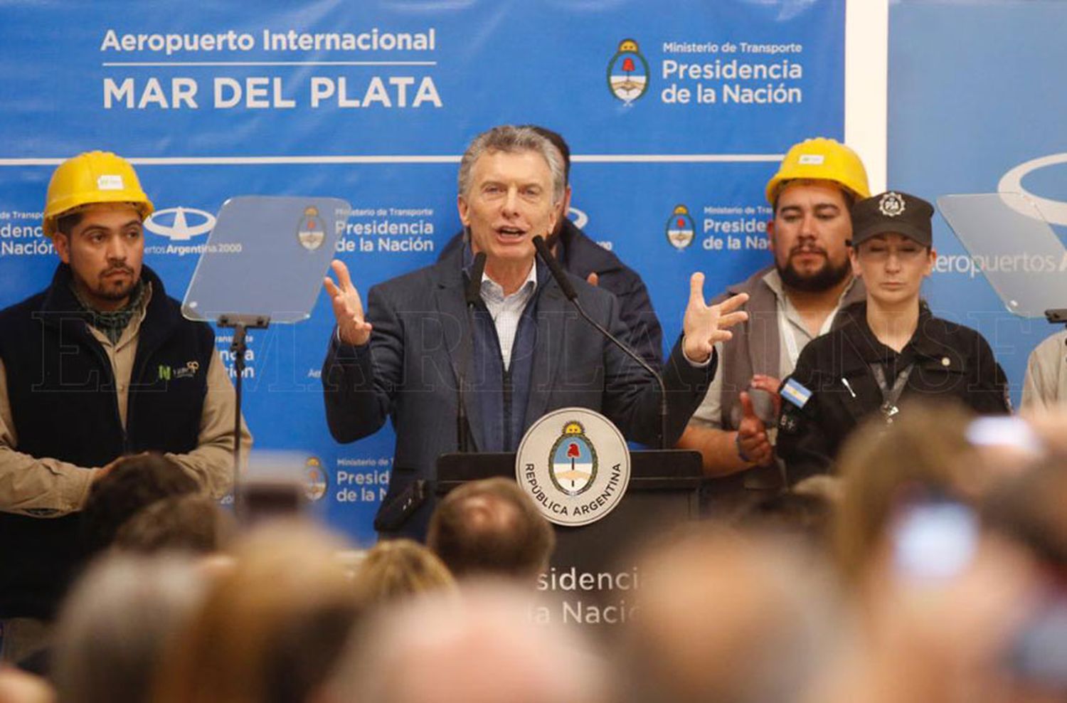 Macri, como una estrella de rock en Mar del Plata