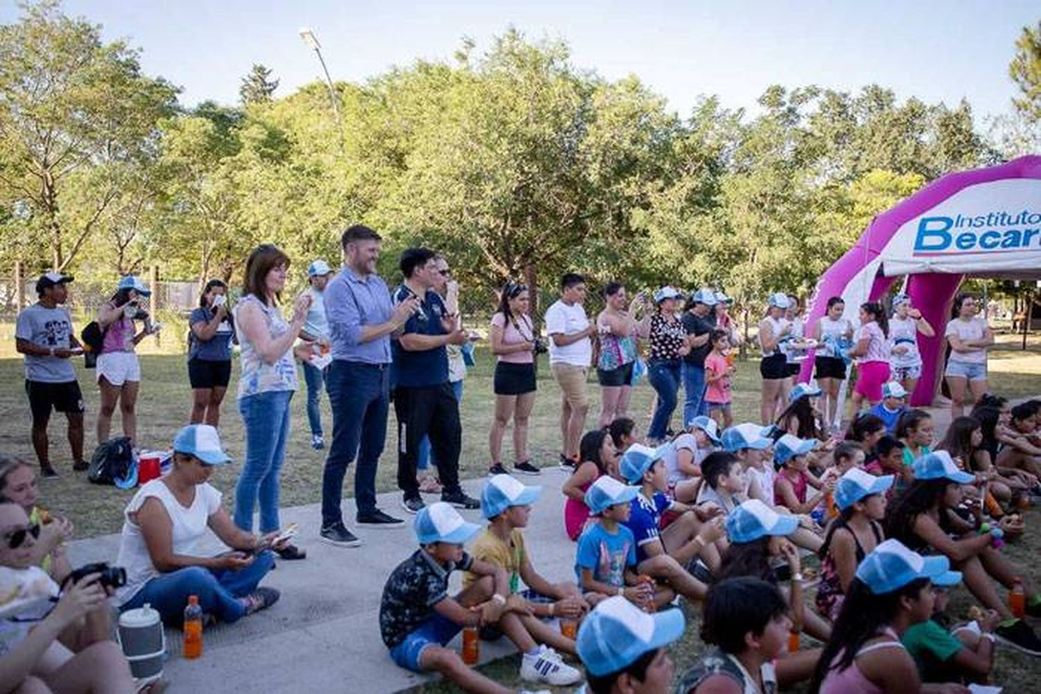 Apoyo escolar para alumnos durante el ciclo lectivo