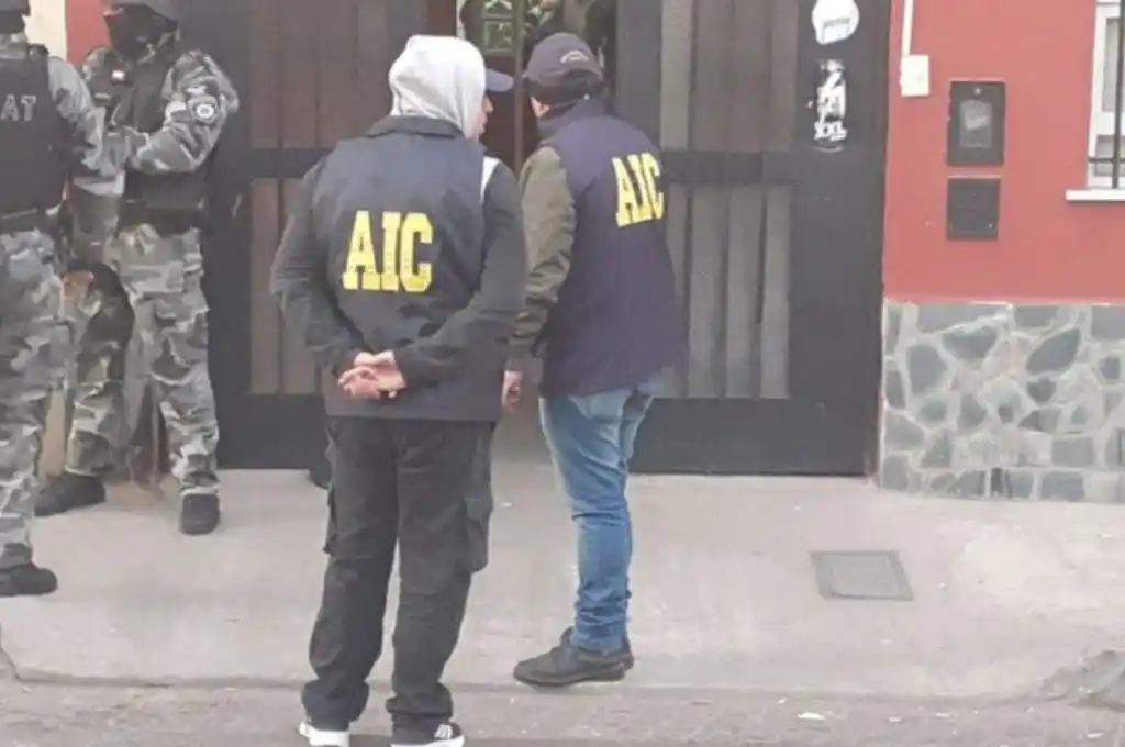 Más de 50 allanamientos en Ludueña y Empalme Graneros: 30 detenidos