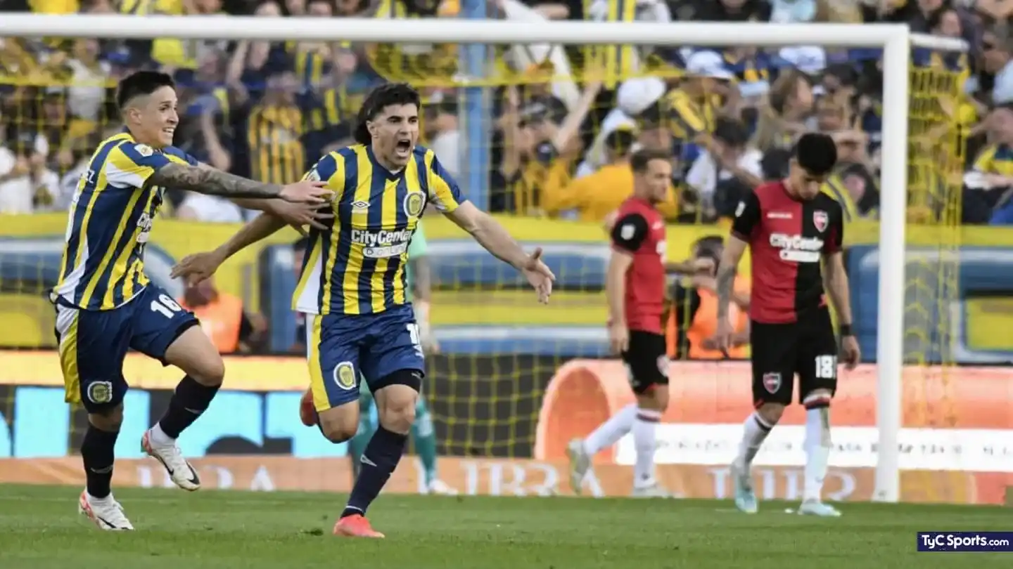 Malcorra festejó el gol en el Gigante de Arroyito