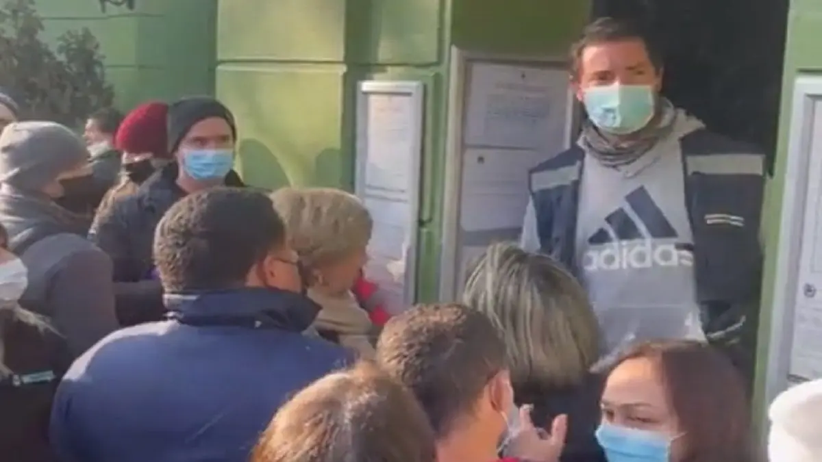¡CAOS DE EXPORTACIÓN! Alcaldesa en Chile reclama a consulado venezolano por MALA ATENCIÓN