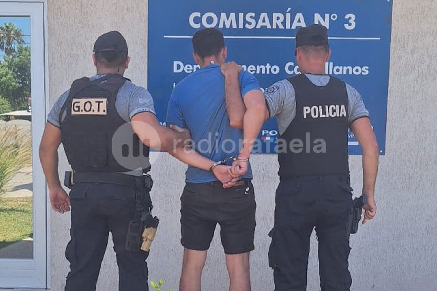 Lavacoche violento: agredió fisicamente a un policia 