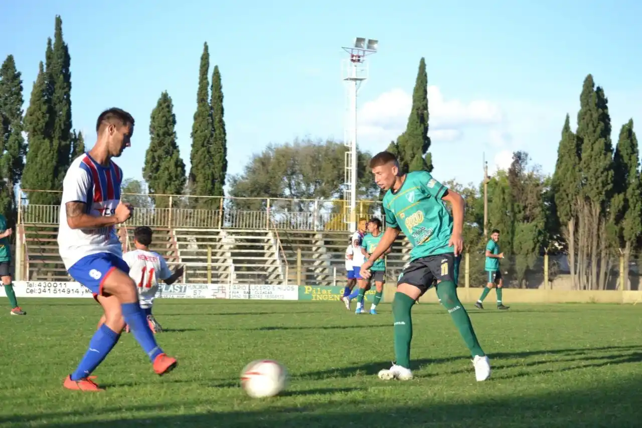 Lucas Ferrari, de Newbery, dio positivo de Covid