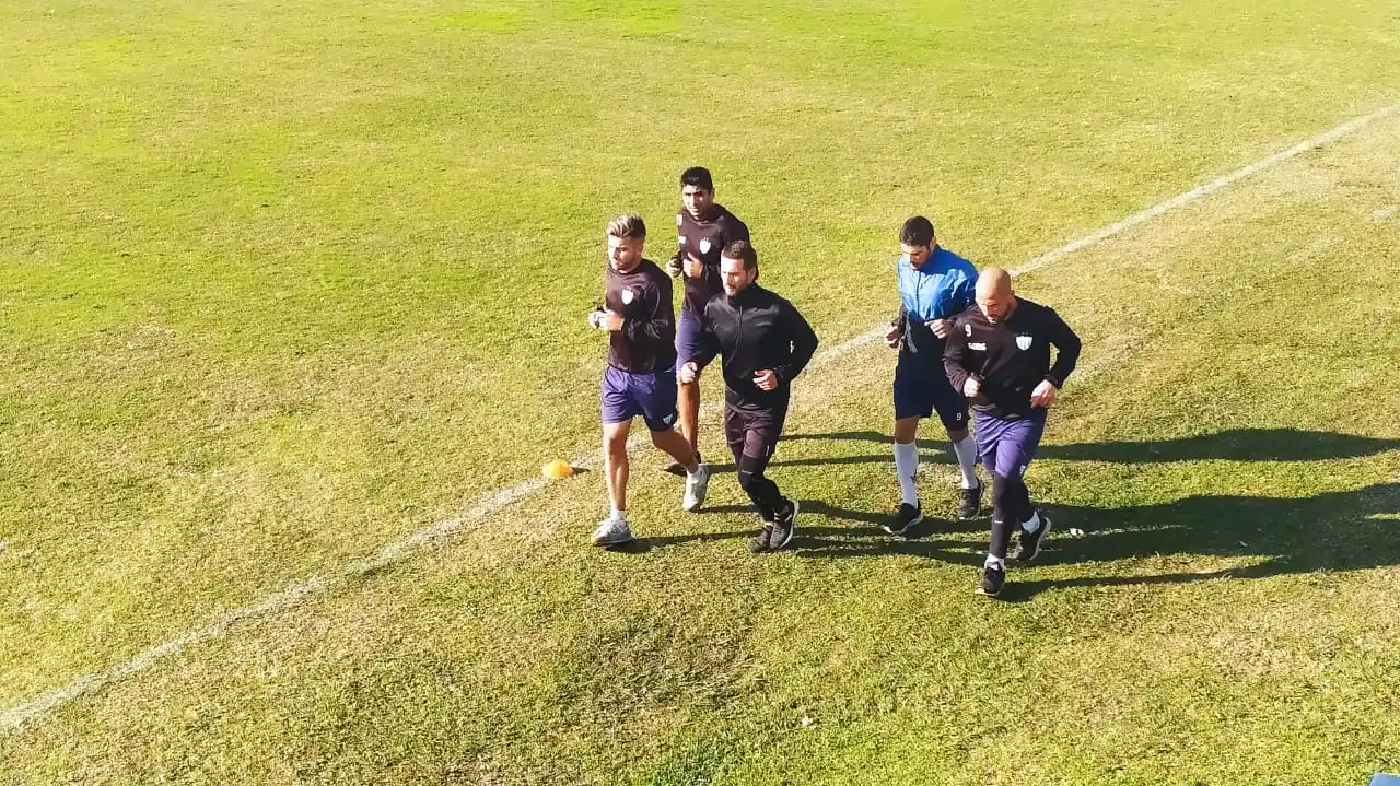 Tras el brote de Covid, el plantel de Juventud retomó los entrenamientos