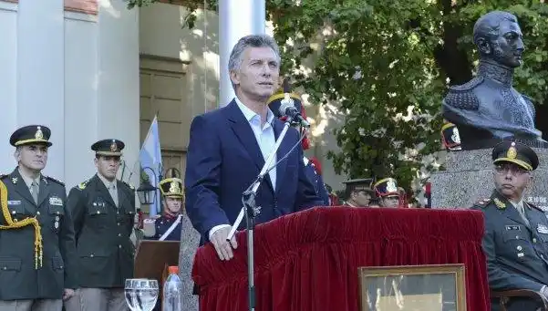 Macri anunciará hoy un plan de viviendas