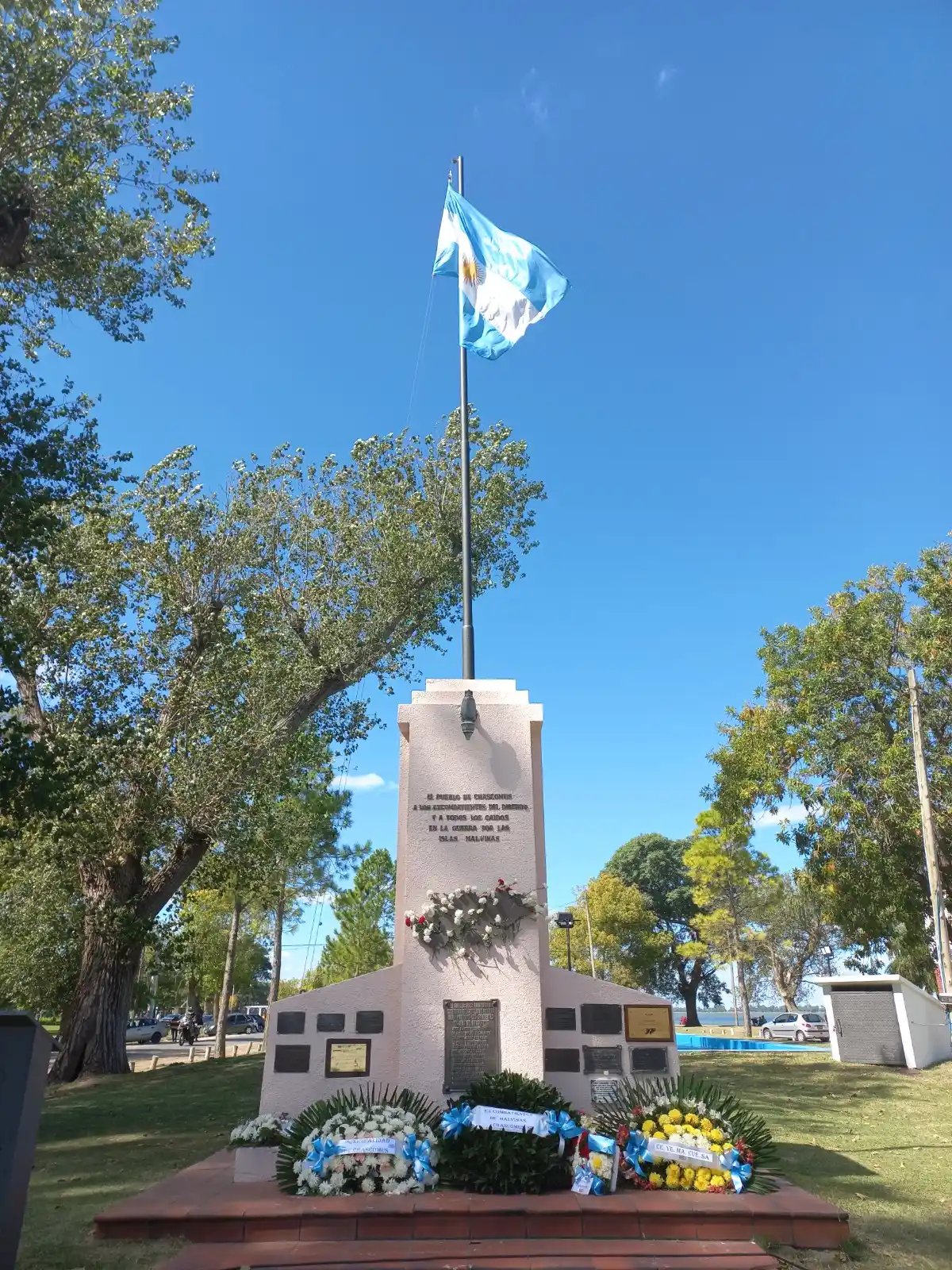 Acto y vigilia en homenaje a los héroes de Malvinas en nuestra ciudad