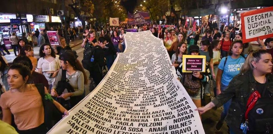 Ni Una Menos: Córdoba vivió una multitudinaria marcha contra los femicidios(Facundo Luque / La Voz)