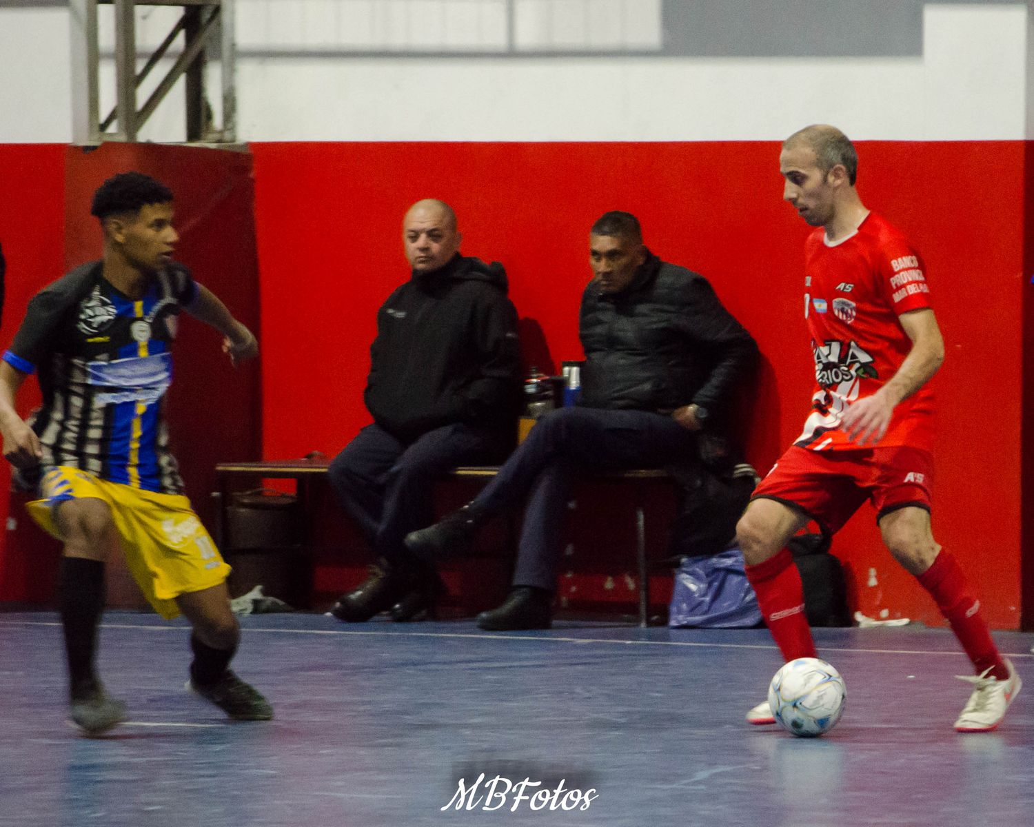 Agustín Raigada anotó los 3 goles del partido. (Foto: María Belén Fernández)