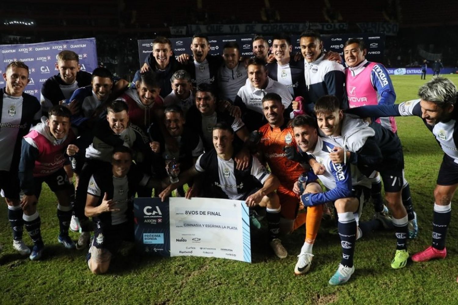 Gimnasia le ganó a Atlético Tucumán y pasó a octavos de final