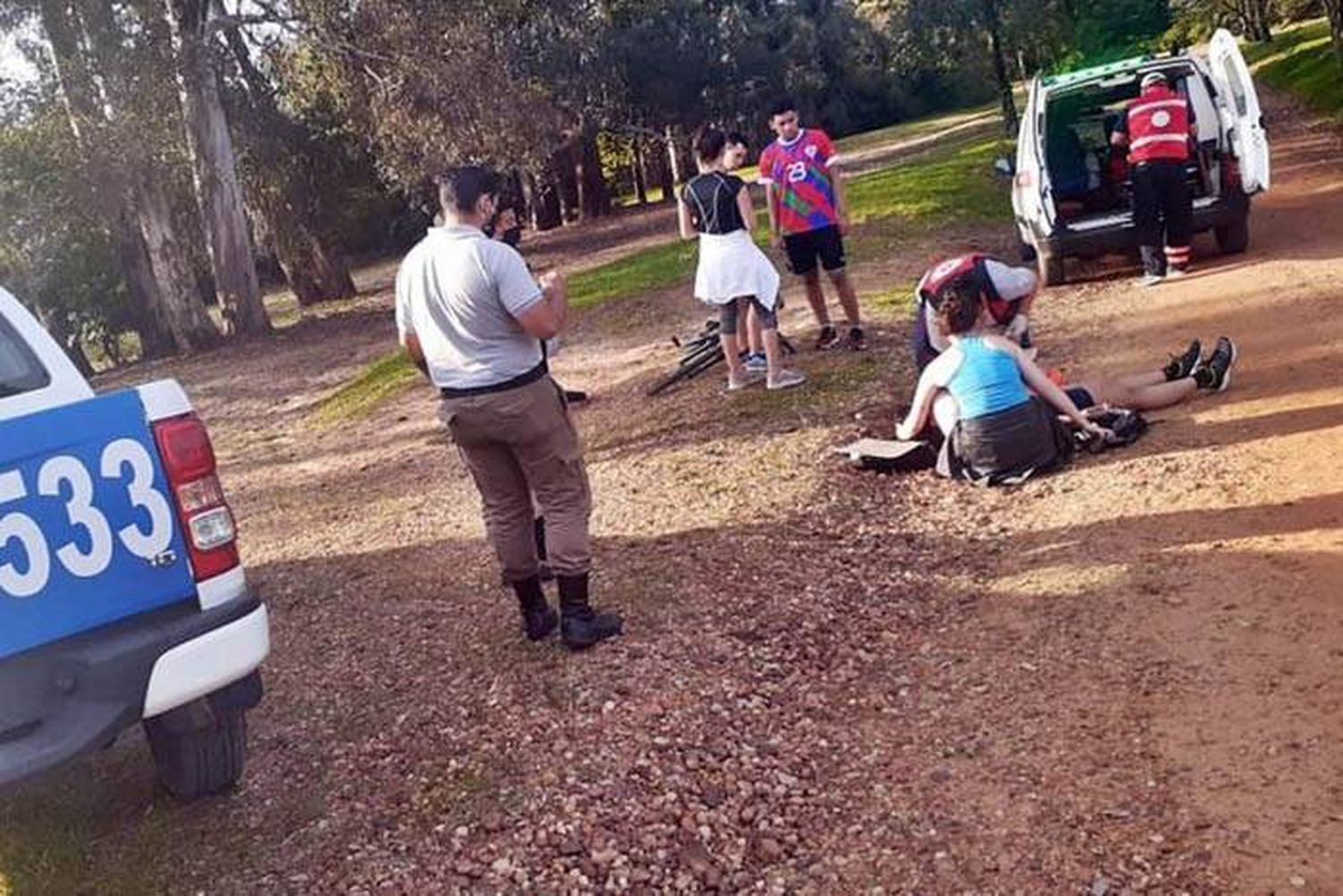 Sufrió lesiones al  caer de su bicicleta  en San Carlos